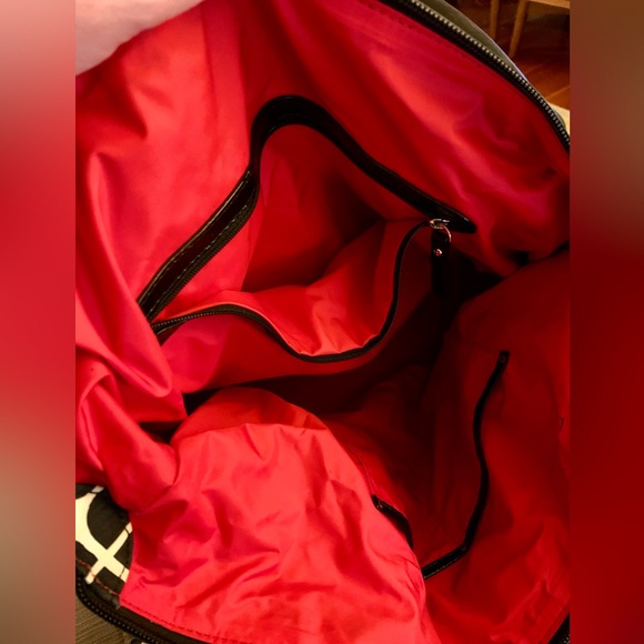 Kate Spade Black/White Shoulder Bag Red Interior - Picture 4 of 7